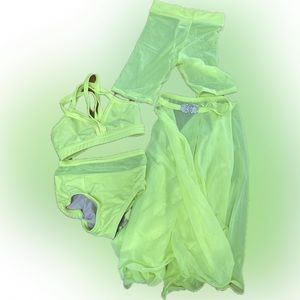 Details Dancewear Neon yellow 4 piece set 
crop top 
brief 
Sheer short 
skirt